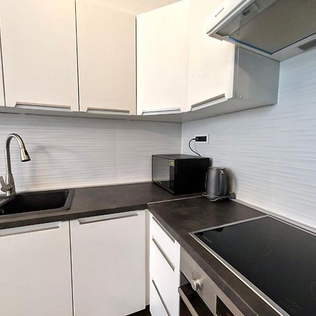 Fantabulous Downtown Abode W King Bed, 65" Tv, Washer And Tumble Dryer Zagrzeb Zewnętrze zdjęcie
