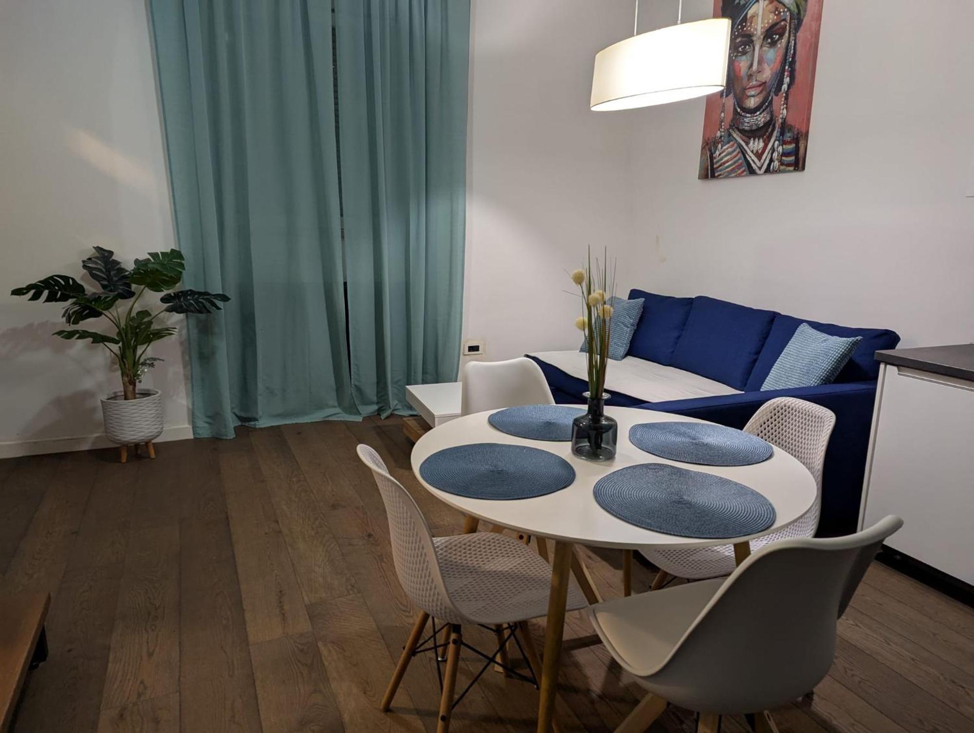 Fantabulous Downtown Abode W King Bed, 65" Tv, Washer And Tumble Dryer Zagrzeb Zewnętrze zdjęcie